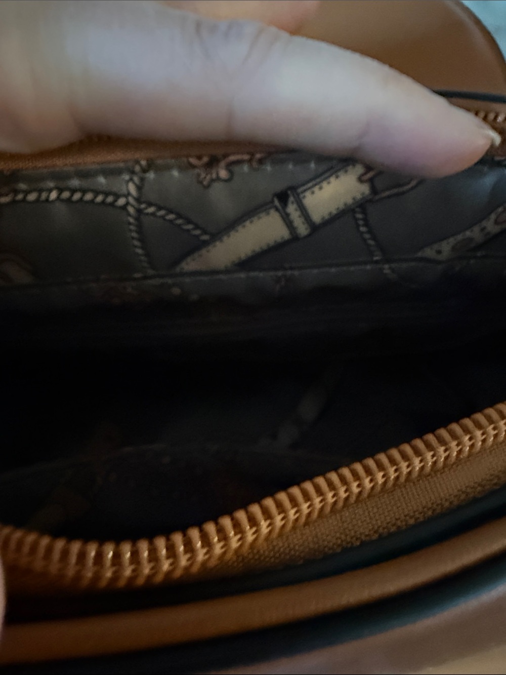 Classic Structured Top-Handle Bag in Cognac Brown - Picture 4 of 5